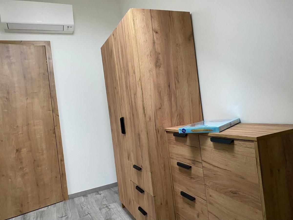 Klicperovo 2Kk Lägenhet Hradec Králové Exteriör bild