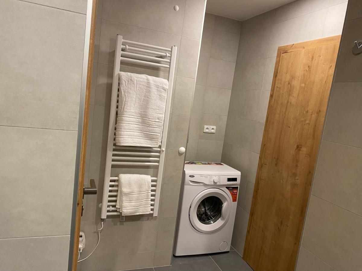 Klicperovo 2Kk Lägenhet Hradec Králové Exteriör bild