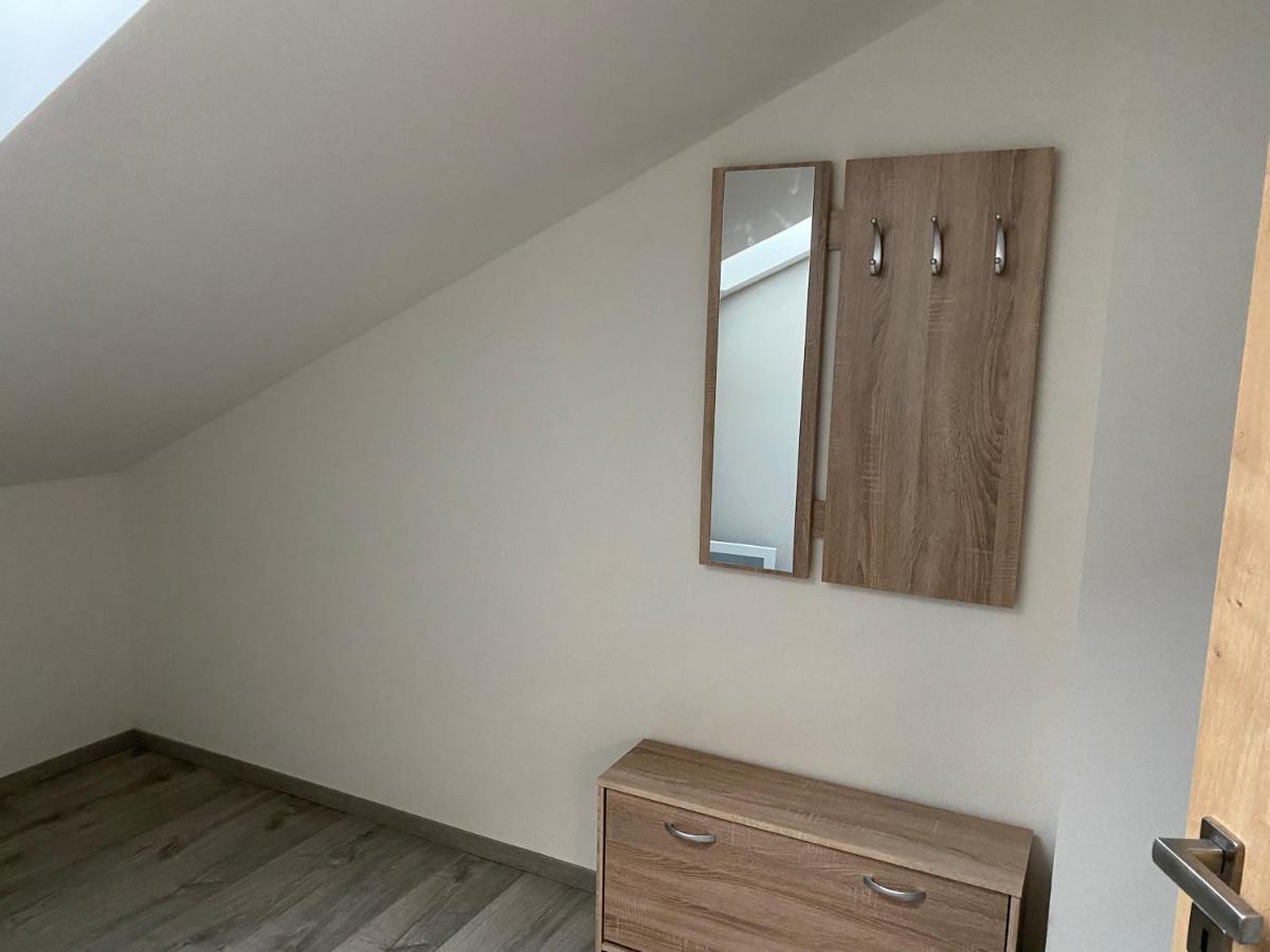 Klicperovo 2Kk Lägenhet Hradec Králové Exteriör bild