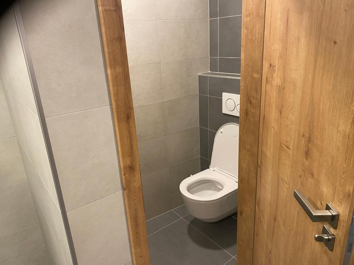Klicperovo 2Kk Lägenhet Hradec Králové Exteriör bild